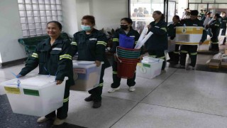 Taylandda yaklaşık 53 milyon seçmen kritik seçim için sandık başına gidecek