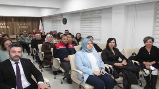 Teknik personele tıbbi ve aromatik bitkiler eğitimi
