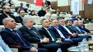 TOGÜde Değişen dünya ve eğitim söyleşisi