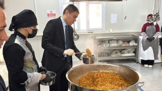 Toprakkale’de Sıcak Yemek Desteği