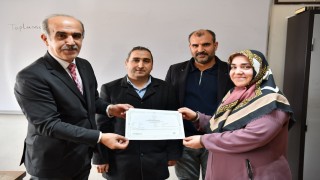Topsöğütte okuma yazma gururu