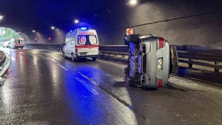 Trabzon Çömlekçi Tünelinde kaza: 2 yaralı