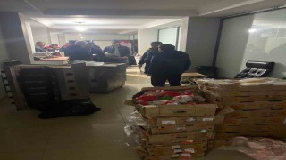Trabzonda tavuk eti deposundaki bozuk ürün ele geçirildi