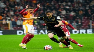 Trendyol Süper Lig: Galatasaray: 2 - Kayserispor: 0 (İlk yarı)