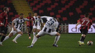 Trendyol Süper Lig: Gaziantep FK: 2 - Kasımpaşa: 1 (İlk yarı)