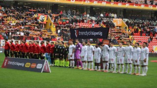 Trendyol Süper Lig: Kayserispor: 0 - Antalyaspor: 0 (Maç devam ediyor)