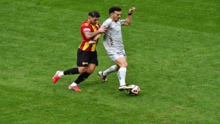 Trendyol Süper Lig: Kayserispor: 0 - Kocaelispor: 0 (İlk yarı)