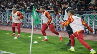 Trendyol Süper Lig: Konyaspor: 0 - Galatasaray: 0 (İlk yarı)