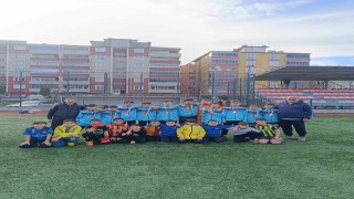 Türkeli Cumhuriyet Ortaokulu, il şampiyonu oldu