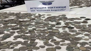 Türkiyeden kaçırılan binlerce sikke ve obje komşuya takıldı