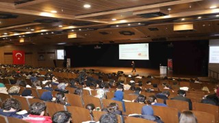 ‘Üniversite Yolunda Sınav Stratejileri etkinliği yapıldı