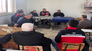 Uşak İl Tarım ve Orman Müdürlüğü üreticilerle sahada bir araya geldi
