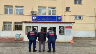 Uşakta depodan 9 çuval çörekotu çalan şüpheli tutuklandı
