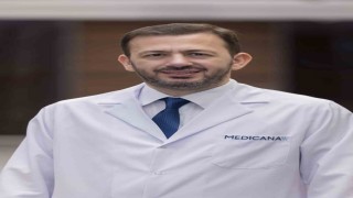 Uykuda tekme atmanın sebebi her zaman masum olmayabilir