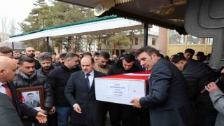 Uzman Çavuş Muhammet Emin Akyol, son yolculuğuna uğurlandı