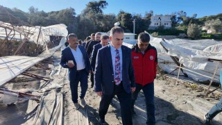 Vali Akbıyık, Seydikemerde selden etkilenen çiftçilerle bir araya geldi