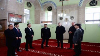 Vali Akmeşe Altunhisarda vatandaş ve esnafla buluştu