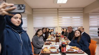Vali Aydoğdu, öğrencilerle iftar programında buluştu
