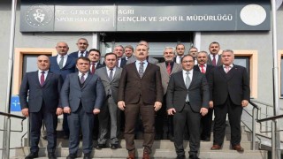 Vali Bozkurt, gençlik ve spor yatırımlarını yerinde inceledi