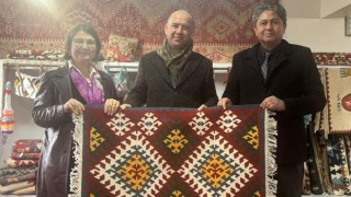 Vali Serdengeçti, Karatepe Kilim Atölyesini Ziyaret Etti