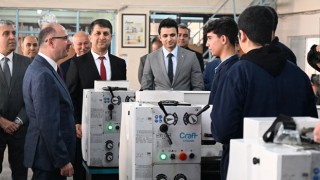 Vali Serdengeçti’den Meslek Lisesine Ziyaret