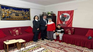 Vali Tavlı, şehit ailesiyle iftar yaptı