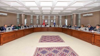Van YYÜ Danışma Kurulu ‘Sürdürülebilir Su Yönetimi gündemiyle toplandı