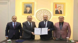 Van YYÜnün akademik gücü şehrin eğitimine yansıyor