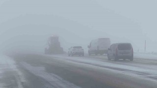 Vanda 40 yerleşim yerinin yolu kapalı