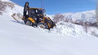 Vanda 78 yerleşim yerinin yolu kapalı