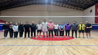 Vezirköprüde sağlık çalışanları voleybol turnuvası