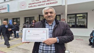 Yaklaşık 40 yıldır içtiği sigarayı 1 haftada bıraktı