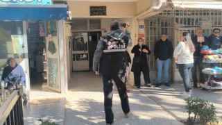 Yanındaki kadını öldürüp aynı silahla intihar etti
