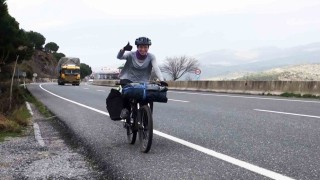 Yeni kültürleri tanımak için Brezilyadan Çine pedal çeviriyor