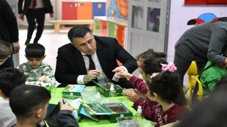 Yeşilyurt Belediyesi, miniklere tarım sevgisi aşılıyor!