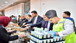 Yeşilyurt Belediyesinden İnönü Üniversitesi Yaşam Merkezinde gönül sofrası