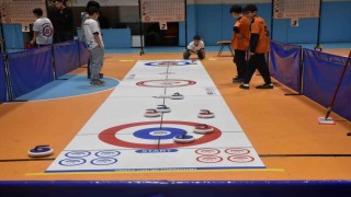 Yıldız Erkekler Floor Curlingde Osmanköy Ortaokulu birinci oldu