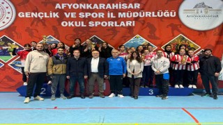 Yıldız Kızlar Dartta Şampiyonası sona erdi