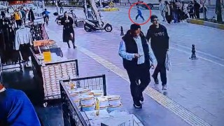 Yola fırlayan 7 yaşındaki çocuğa motosikletle çarptılar, arkalarına baka baka yollarına devam ettiler