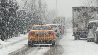 Yüksekovada yoğun kar yağışı