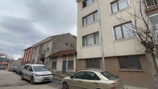 Yüksekten düşüp ağır yaralanan çocuk komada