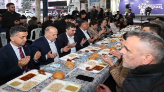 Yüreğir Belediyesinden Serinevlerde birlik ve beraberlik iftarı