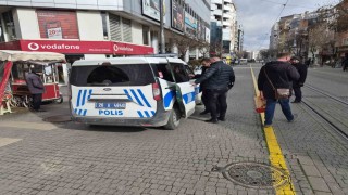Zabıta ile vatandaş arasındaki hatalı park tartışması polis merkezinde bitti