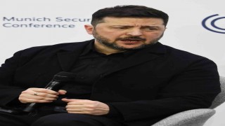 Zelenskiy: Bize iki aylık bir ateşkes verin, seçimlere gideriz