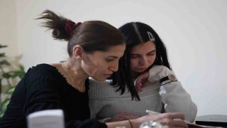 16 ameliyata rağmen hayata tutundu