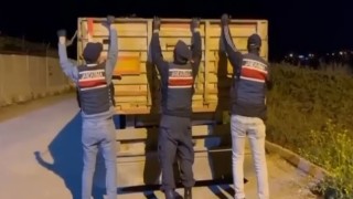 Adanada kaçak makaron operasyonu: 1 tutuklama