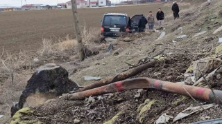 Adilcevazda kontrolden çıkan araç takla attı: 1 kişi yaralandı