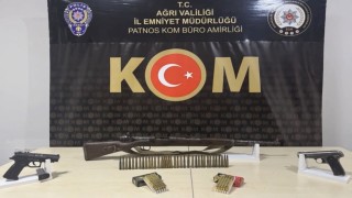 Ağrıda kaçak sigara ve akaryakıt ele geçirildi