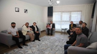 AK Parti Elazığ teşkilatı, iftar ve sahurda vatandaşlarla sofrada buluştu