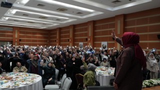 AK Parti İstanbul İl Kadın Kolları Başkanlığı tarafından kadın kolları mahalle başkanlarına yönelik iftar programı düzenlendi